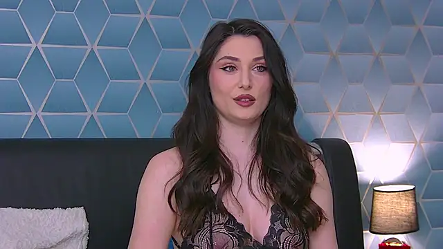 Snapshot of KassieWeins chatting on 01-13-26, 08:14 KassieWeins online show from 01-13-26, 08:14