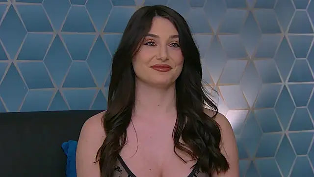 Snapshot of KassieWeins chatting on 02-25-26, 07:34 KassieWeins online show from 02-25-26, 07:34