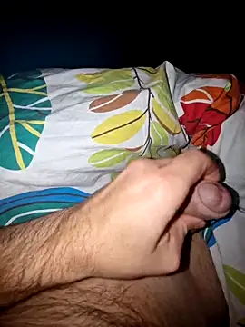 Snapshot of marckk19873 chatting on 10-17-25, 10:34 marckk19873 online show from 10-17-25, 10:34