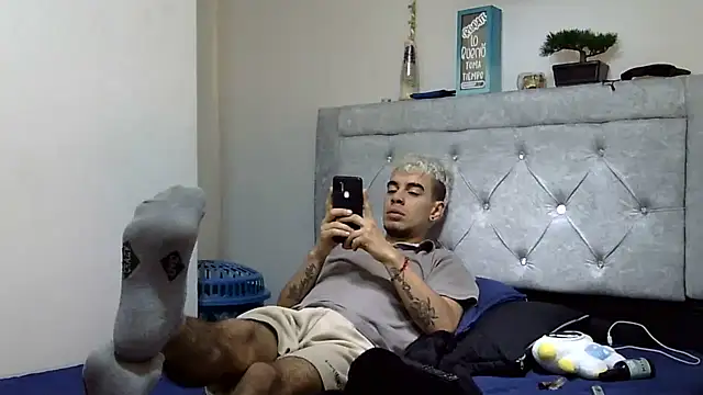 Snapshot of Im_Jake69 chatting on 03-09-26, 03:16 Im Jake69 online show from 03-09-26, 03:16