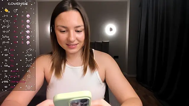 ThreeshaWhite online show from 02-11-25, 05:18