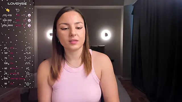 ThreeshaWhite online show from 02-19-25, 06:55