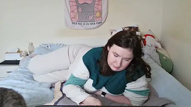 Snapshot of franceska_blue chatting on 02-28-25, 01:47 franceska blue online show from 02-28-25, 01:47