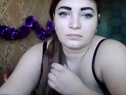 Elizabeth Meow online show from 12-19-25, 07:26