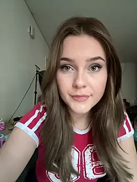 Snapshot of MaribelRiver chatting on 02-17-26, 03:51 MaribelRiver online show from 02-17-26, 03:51