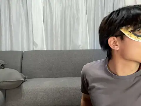 Snapshot of tubaki_taku chatting on 03-12-25, 06:11 tubaki taku online show from 03-12-25, 06:11