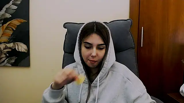 Lili magic online show from 02-11-25, 03:29