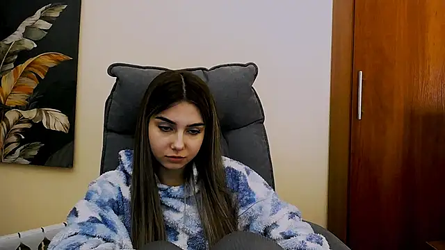 Lili magic online show from 03-06-25, 04:49