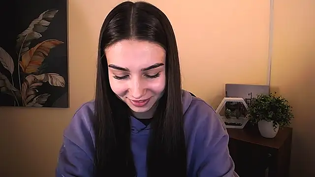 Lili magic online show from 10-05-25, 12:25