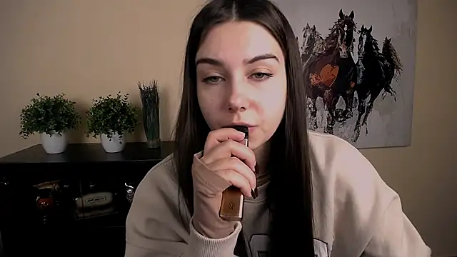 Lili magic online show from 11-15-25, 09:28