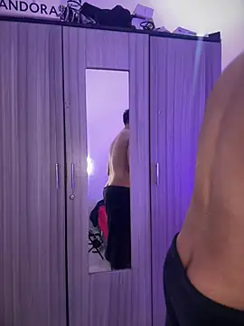 Niicky1  online show from 04-14-26, 01:39