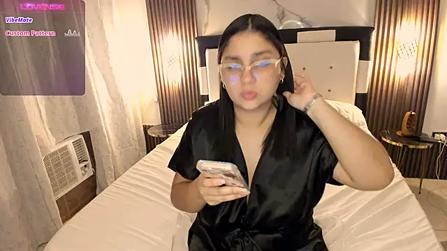 Snapshot of dalila2arab chatting on 02-01-25, 12:51 dalila2arab online show from 02-01-25, 12:51