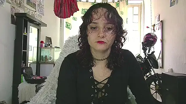 Snapshot of kitty22_ chatting on 05-28-26, 02:03 kitty22 online show from 05-28-26, 02:03