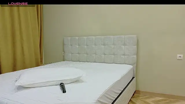 Snapshot of Linajill chatting on 02-01-26, 03:27 Linajill online show from 02-01-26, 03:27