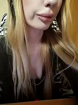 Elza kom online show from 03-02-25, 11:50