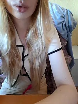 Elza kom online show from 10-25-25, 02:19