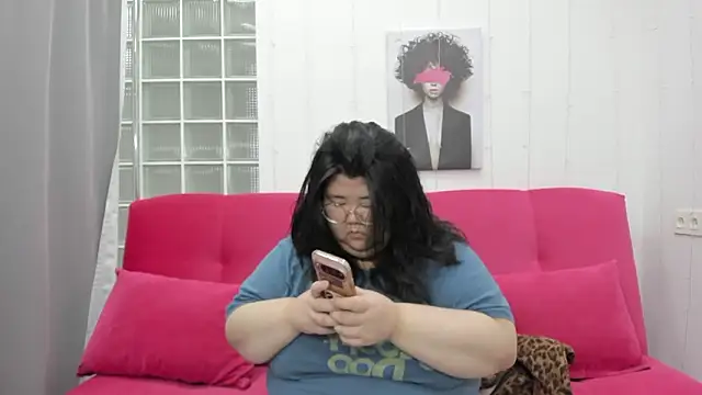 Nadine asian online show from 03-08-26, 08:18