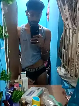 Snapshot of snigdha25 chatting on 11-28-25, 12:08 snigdha25 online show from 11-28-25, 12:08