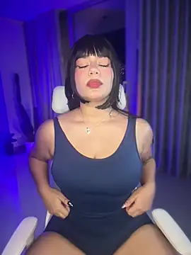 Snapshot of RavenM8 chatting on 01-08-26, 01:41 RavenM8 online show from 01-08-26, 01:41