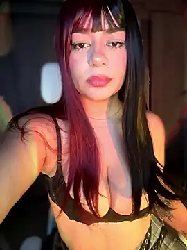 Snapshot of RavenM8 chatting on 01-16-26, 01:09 RavenM8 online show from 01-16-26, 01:09