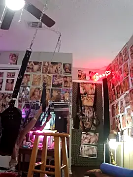 luvs2cumm69 online show from 03-15-25, 11:29