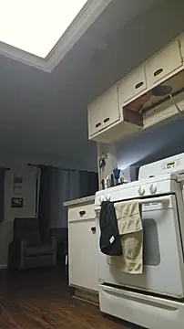 luvs2cumm69 online show from 11-26-25, 12:22