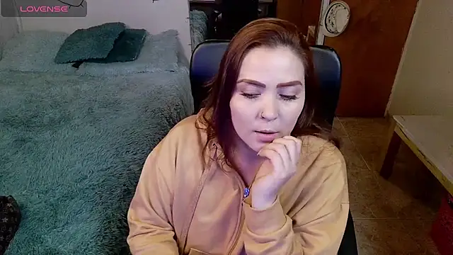 Snapshot of Sahory__ chatting on 01-12-25, 11:36 Sahory online show from 01-12-25, 11:36