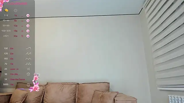 Snapshot of Lee_yoo chatting on 02-10-25, 11:45 Lee yoo online show from 02-10-25, 11:45