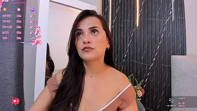 Snapshot of katrina_kaif_x chatting on 01-05-26, 07:17 katrina kaif x online show from 01-05-26, 07:17