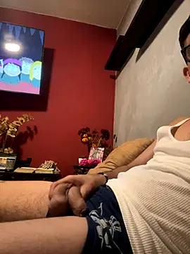 Snapshot of Magicerosxx69 chatting on 11-07-25, 06:57 Magicerosxx69 online show from 11-07-25, 06:57