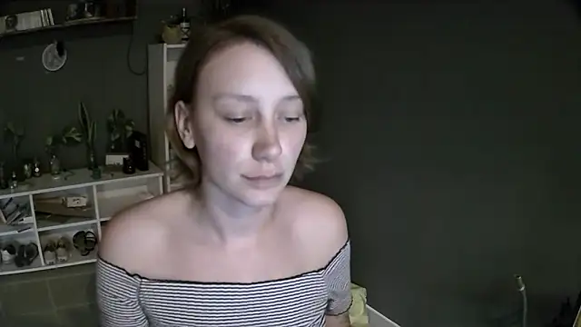 Snapshot of stupid_babybird chatting on 02-28-25, 10:28 stupid babybird online show from 02-28-25, 10:28