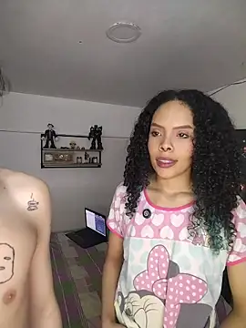 Snapshot of TheKing6ix9ine69 chatting on 07-11-26, 11:35 TheKing6ix9ine69 online show from 07-11-26, 11:35