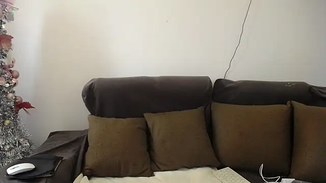 sara winehouse1 online show from 01-16-25, 03:02