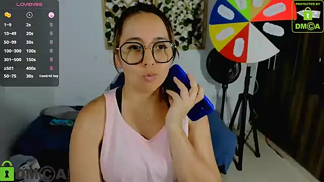 Snapshot of isa_loves_cum chatting on 10-02-25, 11:34 isa loves cum online show from 10-02-25, 11:34