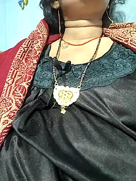 Snapshot of Ritasingh-0461 chatting on 02-13-26, 02:18 Ritasingh-0461 online show from 02-13-26, 02:18