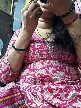 Snapshot of Ritasingh-0461 chatting on 06-06-26, 03:55 Ritasingh-0461 online show from 06-06-26, 03:55