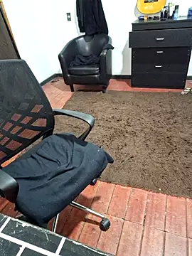 Snapshot of Jurogonza chatting on 04-01-26, 02:56 Jurogonza online show from 04-01-26, 02:56