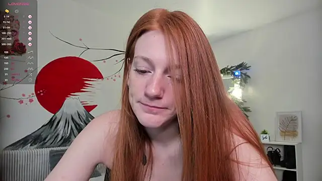 Snapshot of Aliceginger99 chatting on 12-25-24, 02:35 Aliceginger99 online show from 12-25-24, 02:35