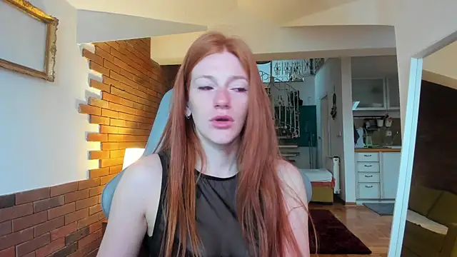Snapshot of Aliceginger99 chatting on 09-29-25, 06:51 Aliceginger99 online show from 09-29-25, 06:51