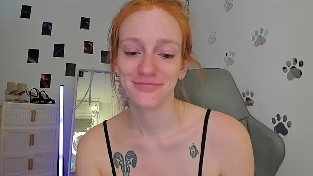 Aliceginger99 online show from 05-02-26, 12:10
