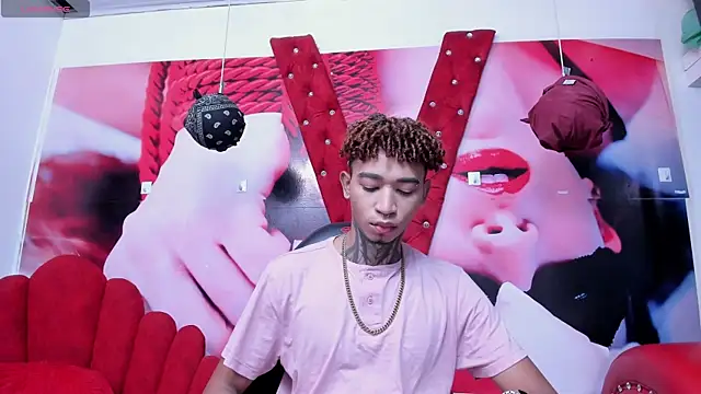 sexy blacks  online show from 03-01-25, 11:17