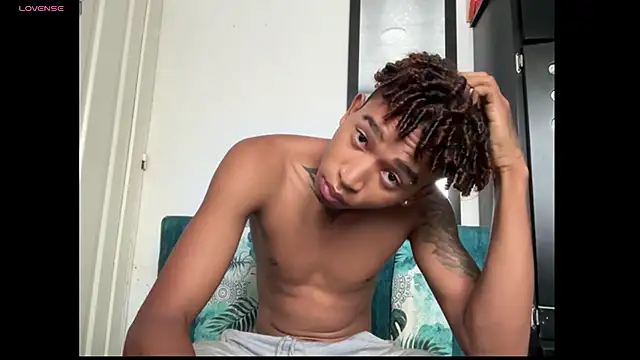 sexy blacks  online show from 10-22-25, 12:27