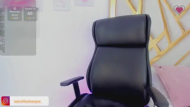 ChloeHarper  online show from 10-01-25, 06:58