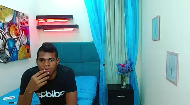 Snapshot of master_monstercock_ chatting on 03-11-25, 02:43 master monstercock online show from 03-11-25, 02:43