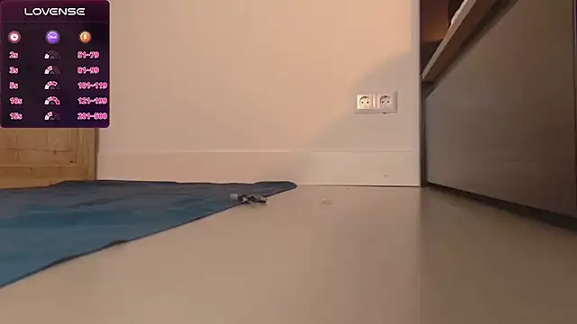 Snapshot of sorairosky chatting on 12-21-25, 02:02 sorairosky online show from 12-21-25, 02:02