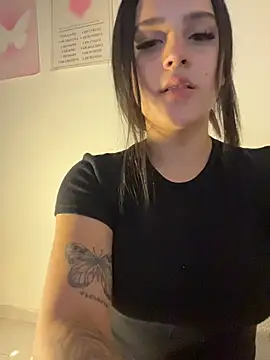 Snapshot of violet-333 chatting on 02-28-26, 06:09 violet-333 online show from 02-28-26, 06:09