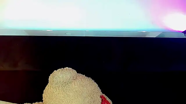 CoralineSweett online show from 10-07-25, 02:42