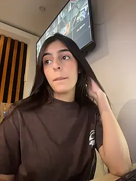 cristel 17 online show from 03-05-26, 06:31