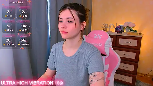 cutie mili online show from 09-16-25, 07:42