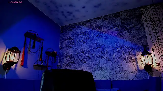 Snapshot of irregular_fetish_ chatting on 02-08-25, 11:02 irregular fetish online show from 02-08-25, 11:02